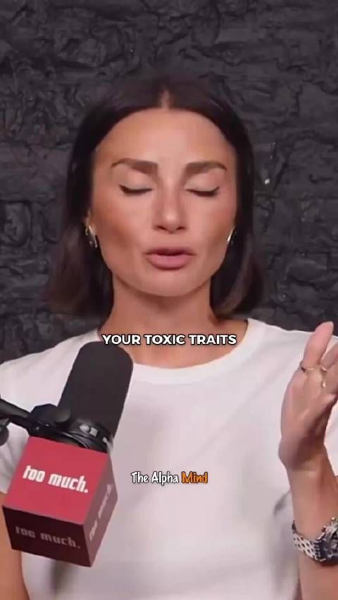 过度独立者通过帮助他人表达爱