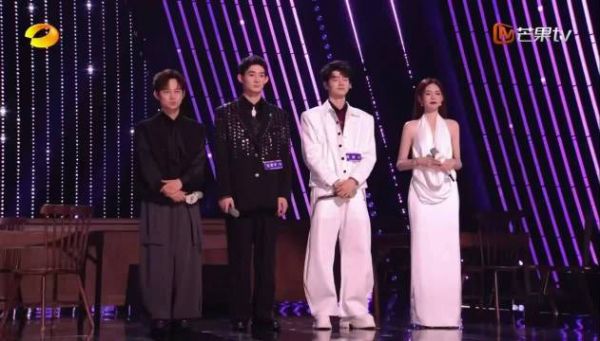 危晋宇高旭PK，何老师口误连环cue花花做决定，华晨宇听到后的反应太可爱了！