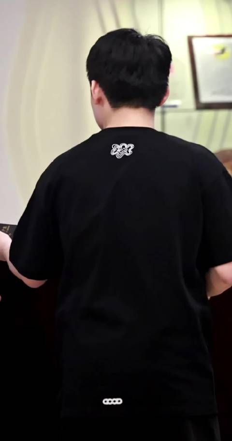 2026.1.19 酒店到达 林诗栋