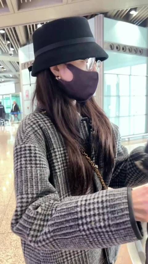 宋祖儿自称日常恶心穿搭，粉丝求分享被婉拒