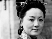 著名京剧演员孙彩虹逝世，曾参演并担任87版《红楼梦》剧务