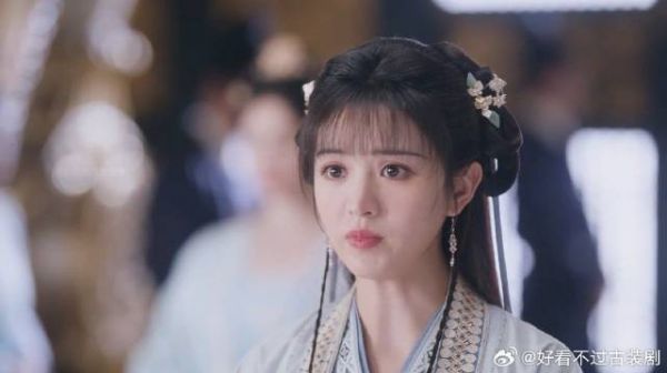 笑不活了！李薇参加选秀故意落选 结果被六少主看上