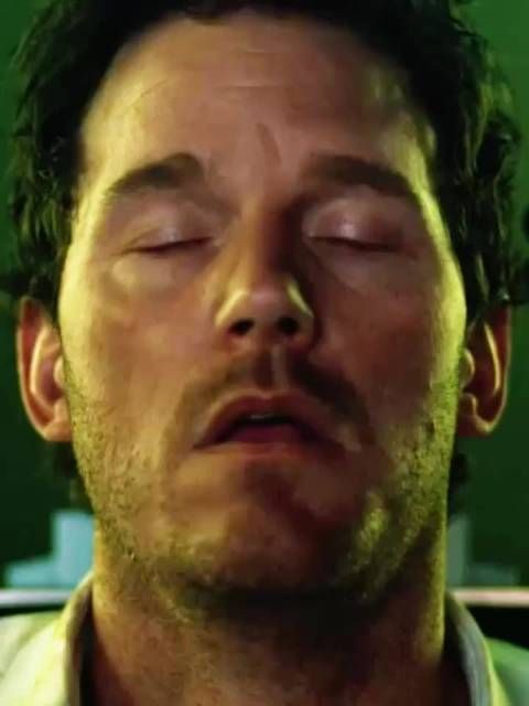 AI法官主导极限审判,数据与人性较量扣人心弦