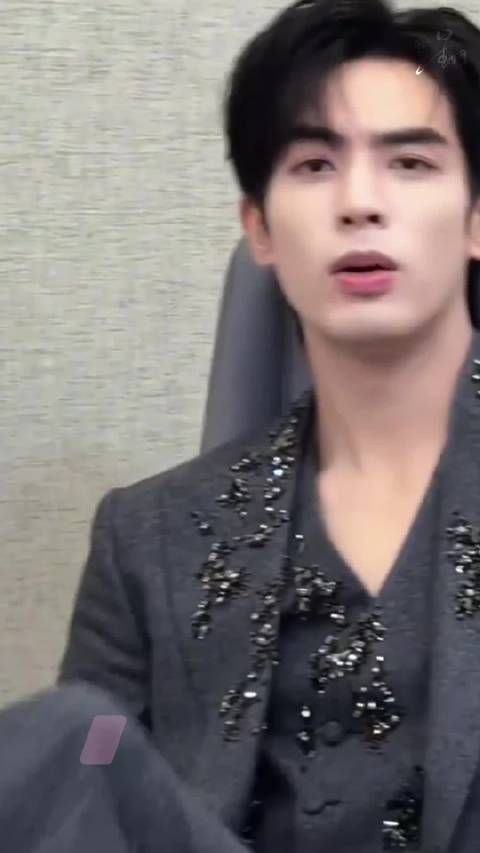 宋威龙清唱歌单小合集️，人帅歌好听 忍不住再听亿遍 宋威龙真的只会这两句