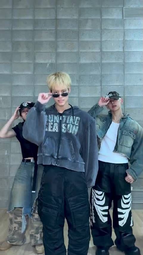 檀健次翻牌NEWBEAT跳DEAD REFLEX