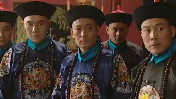 雍正王朝:雍正的识大体,让康熙开始另眼相看,默默为他铺路!