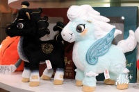 从春晚到“欢乐春节”，东莞茶山玩具企业揽下两大国潮IP