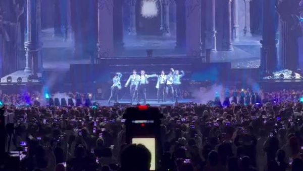 NCT WISH香港演唱会全员粤语问候引欢呼