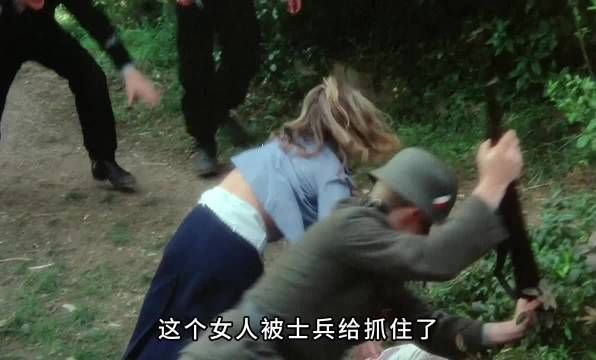 妻子被敌人抓走，丈夫一人勇闯敌营