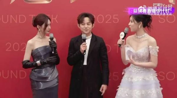 何炅赞沈梦辰造型惊艳值得热搜