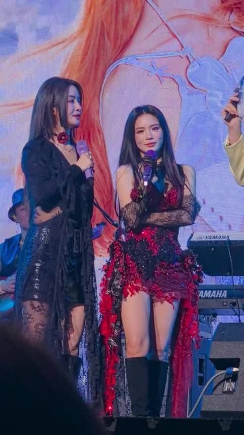 李晟强吻黄英引热议，1分45秒名场面曝光