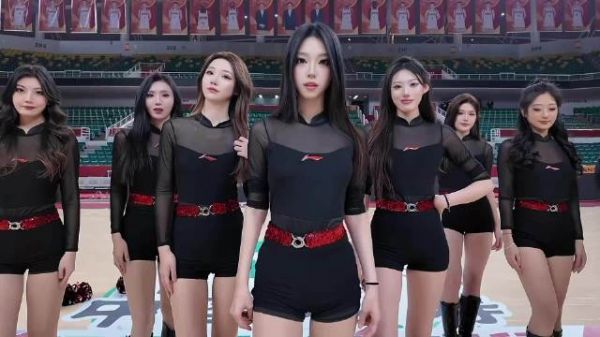 CBA应该让拉拉队跳满四节,中场再让球员打打球