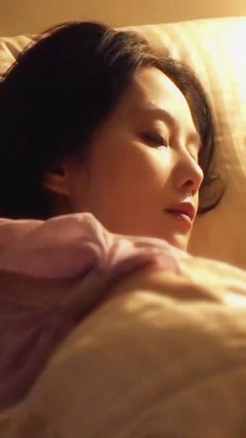 《惊蛰无声》刘诗诗扮演小玉,眼中含泪,她演的是好人还是“鬼”?