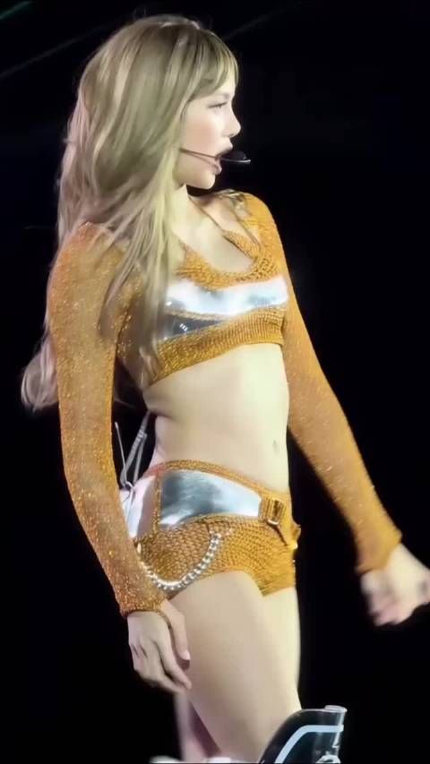 这是哪位美女，真白啊