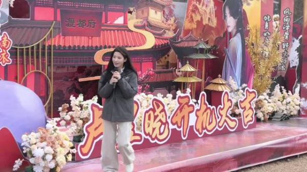 虞书欣檀健次百万应援引争议，张云龙卢昱晓无应援显尴尬