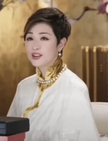 陈法蓉直播被追问婚育问题 坦言“幸福就好”