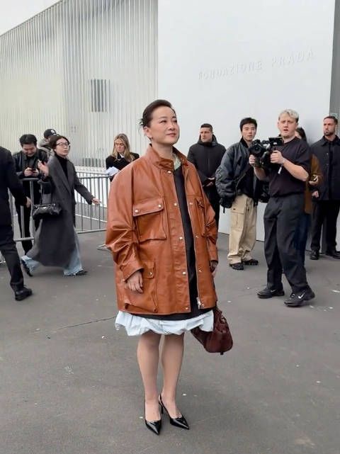 贾玲财富增长致性格转变，快乐不再