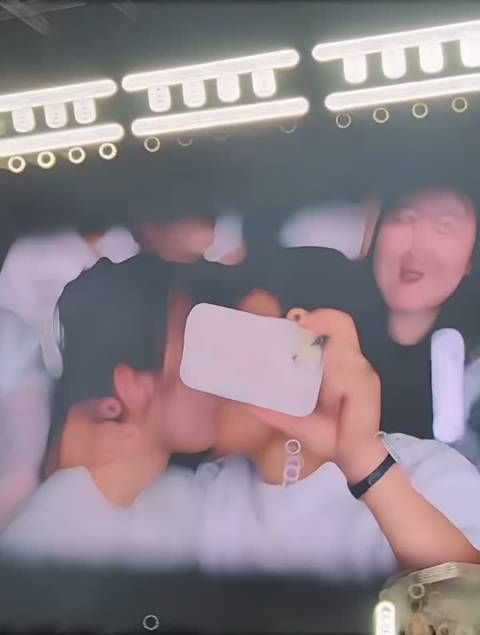 爱与不爱真的很明显 不爱你的人,连身体语言都在“拒绝”你