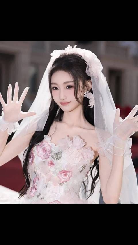 陈雪凝婚后次日丈夫被曝负面新闻,56天闪婚引警示