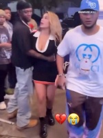 男子带女朋友去夜店，在门口还没走进去就已经遇到两个前男友了