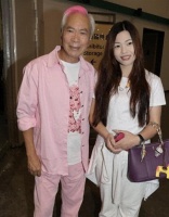 75岁港星曝前女友与内地丈夫办离婚，称仍好爱对方，不排除会复合