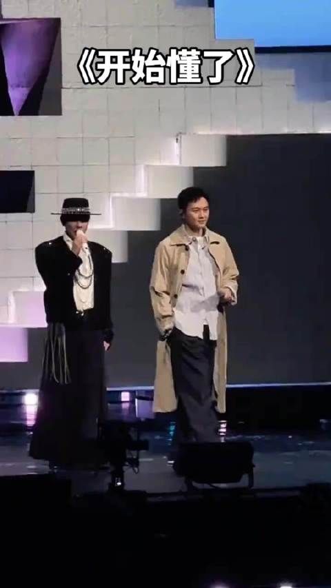 陈小春张智霖《开始懂了》:原来人会变得温柔,是透彻的懂了!