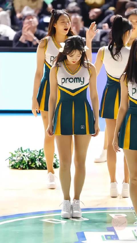 这才是啦啦队该有的样子