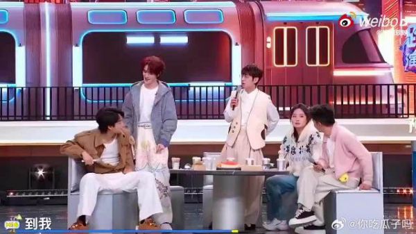 所以听到“孟子义”就会立马联系“李昀锐”是吧！大家都已经明里暗里知道了吧