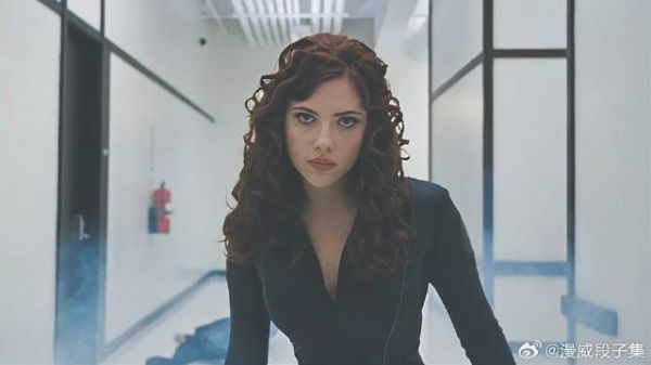 美女身手不凡，大哥才干掉一个，她已经解决了一片