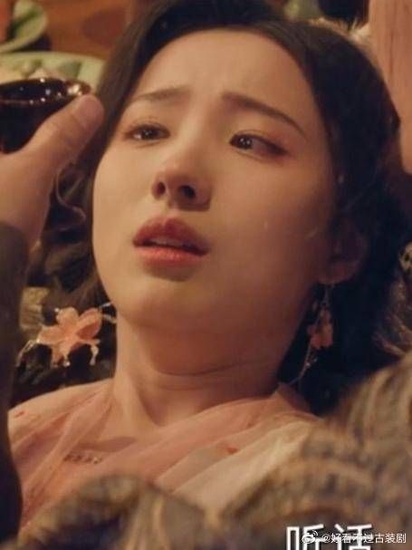 青楼女被狗官凌虐折磨，哪料花魁做法太仗义