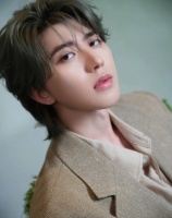 金子涵拉黑蔡徐坤引争议！蔡徐坤工作室回应：仅为节目录制交集