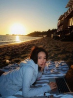 小S大女儿风格突变，成熟装扮判若两人，已经认不出来了