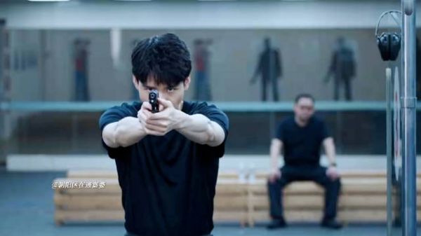 就这个叶谦警官带劲儿！