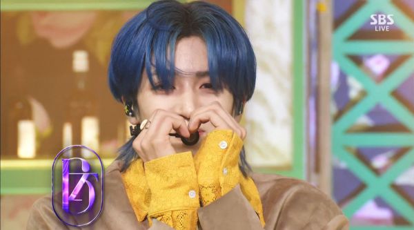 四年前的今天(220130)，PENTAGON - Feelin’ Like @ 人气歌谣