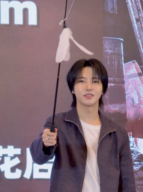 260130 哈哈哈哈可愛小喵釣人 貓貓咪呀