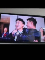 接亲现场闹伴郎游戏环节，比起那种低俗婚闹，还是这种有趣又文明