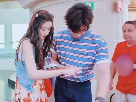 平时打归打骂归骂 但是王姐真的很宠这个毛茸茸