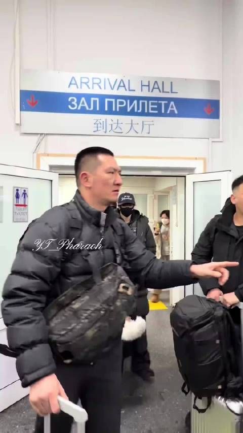 啊啊啊啊啊啊时代少年团就这样在俄罗斯水灵灵的被偶遇