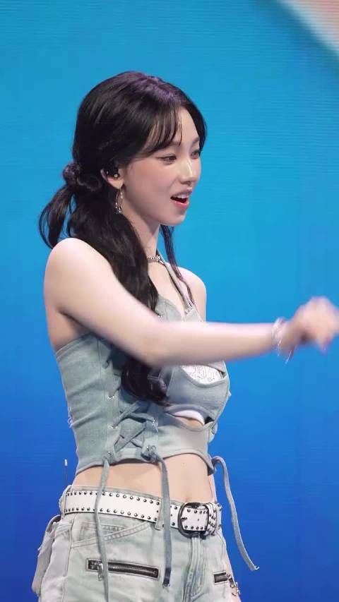 夏日限定的清爽辣妹