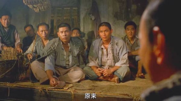 9.2的高分电影，道尽了底层人，凄惨的一生！ 《无言的山丘》