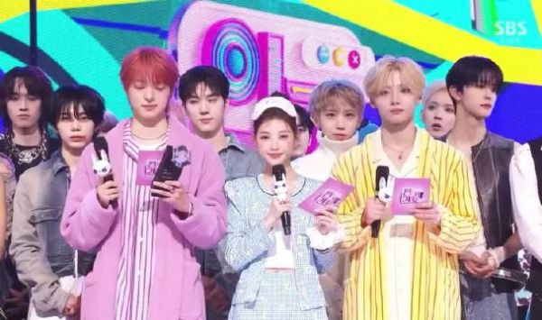 EXO获今日人歌一位，本周所有打歌一位大满贯