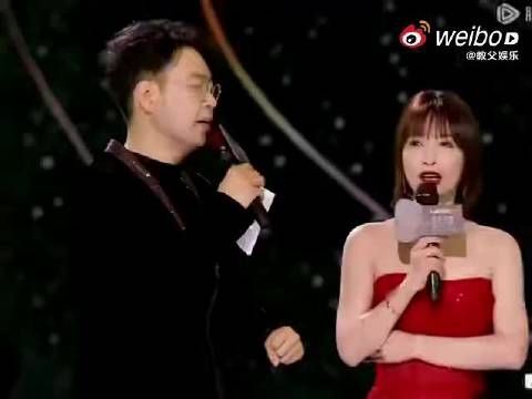 吴昕杜海涛同框主持默契十足