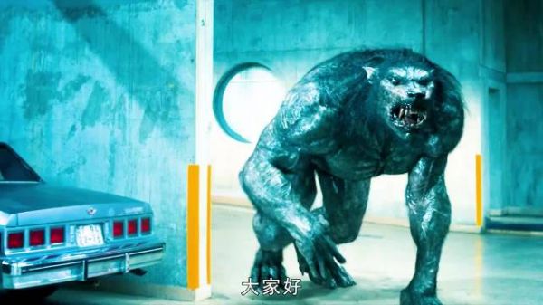 凯特 贝金赛尔回归主演，还多了一个混血女儿，母女俩联手对抗人类和狼人