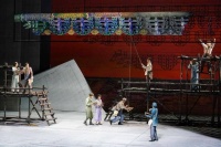 话剧《雨燕》：以笔为刀，再现中轴线上的“文化抗战”