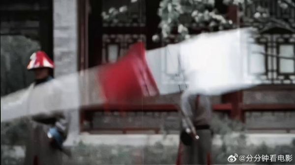 寒芒破空流星坠长枪惊鸿断柔魂一刀倾城