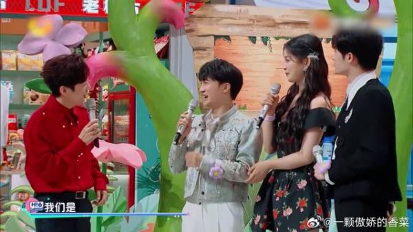 周深和杨超越接歌,不料超越一开口,深深直接笑出鹅叫