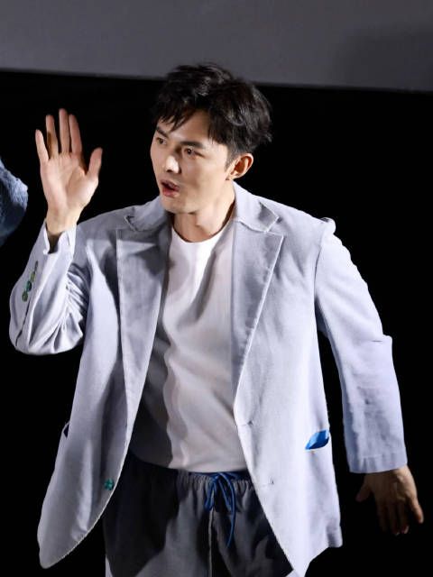 不要虐待我们四旬老人叶祖新了（bushi）哈哈哈哈哈哈哈