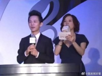 大爱之人低调谦逊不图回报面对误解不辩解