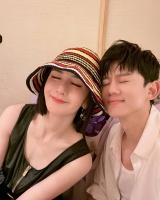 谢娜为双胞胎女儿庆八岁生日 张杰转发甜蜜回应：好妈妈、好妻子