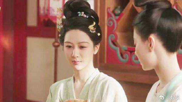 何惟芳救下对家的女儿，摒除偏见接受对方医治